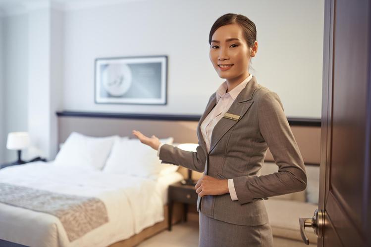 礼韵酒店，仪显风华——透视服务礼仪在高端酒店中的灵魂与背景